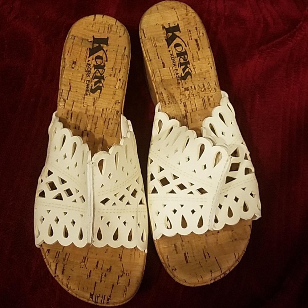 KORKS by KORK EASE WHITE WEDGES WOMEN'S 7M